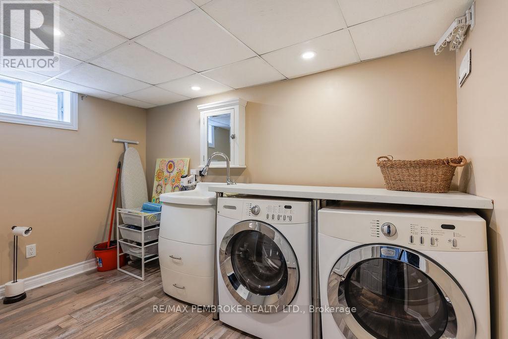 358 Trafalgar Road, Pembroke, Ontario  K8A 5A9 - Photo 37 - X12858164