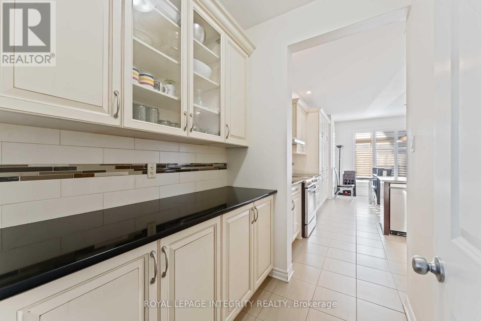 561 Egret Way, Ottawa, Ontario  K2J 0E3 - Photo 11 - X12858204