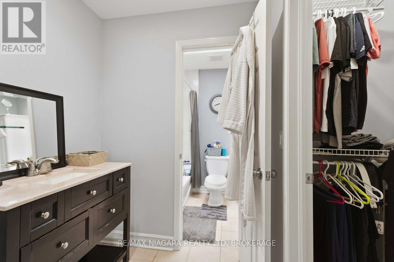 41 Eastwood Drive, Welland, Ontario  L3C 6W1 - Photo 18 - X12858242