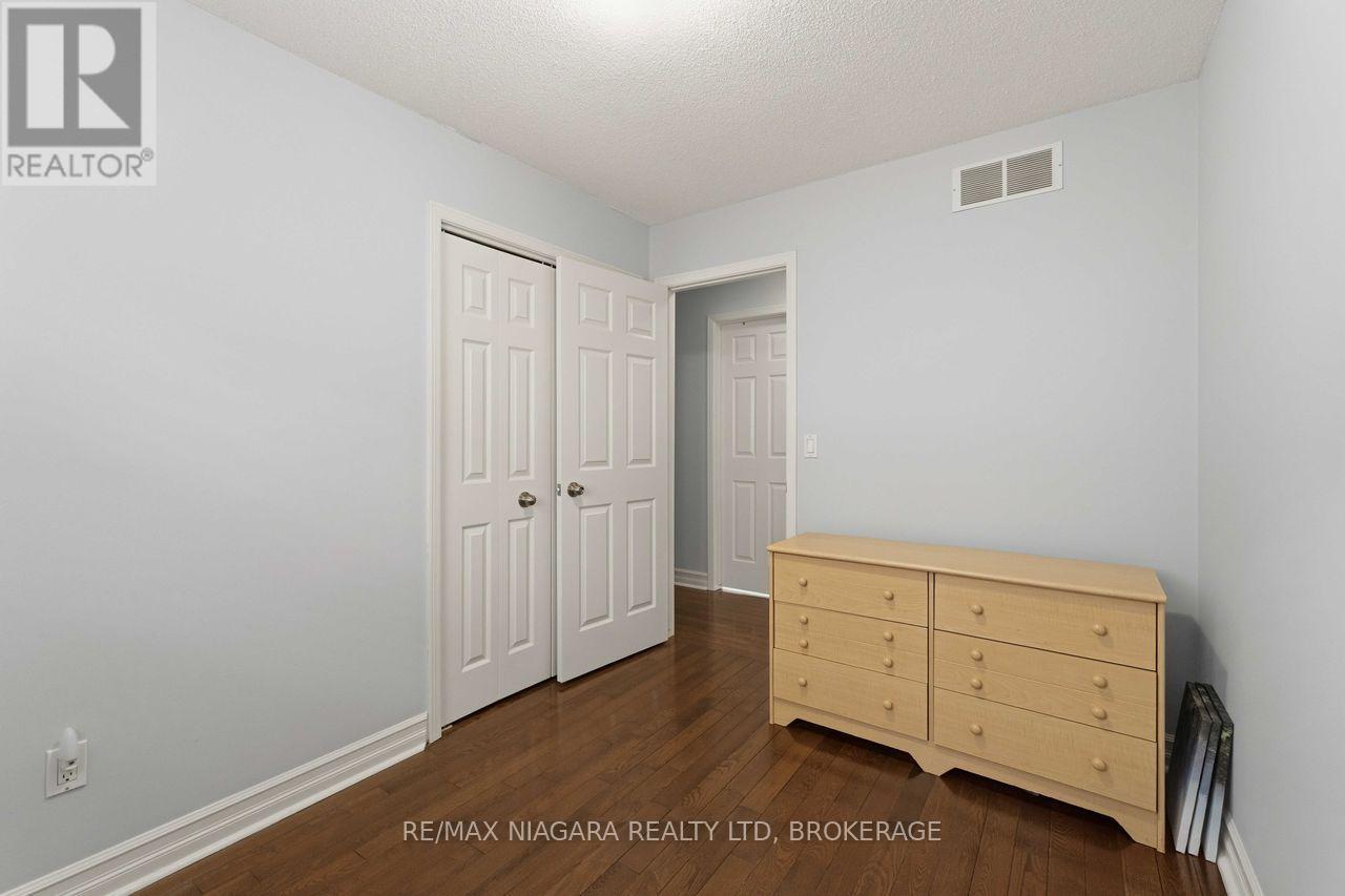 41 Eastwood Drive, Welland, Ontario  L3C 6W1 - Photo 22 - X12858242