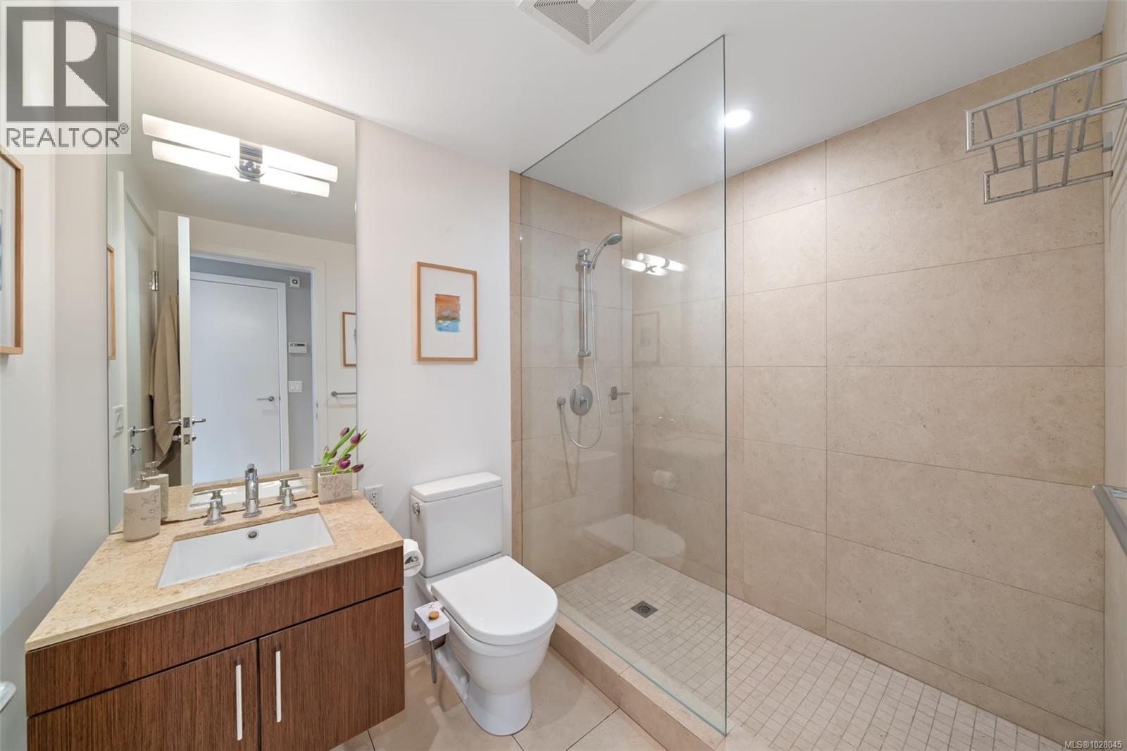 214 100 Saghalie Rd, Victoria, British Columbia  V9A 0A1 - Photo 17 - 1028045