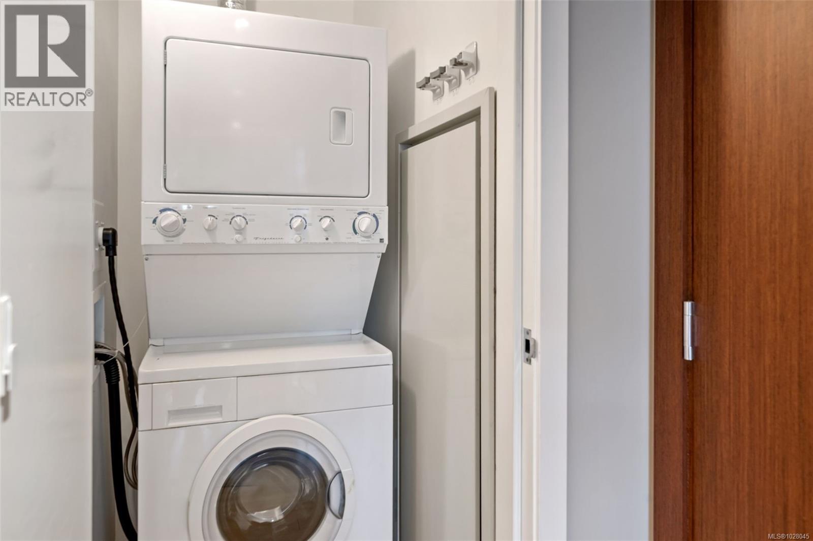 214 100 Saghalie Rd, Victoria, British Columbia  V9A 0A1 - Photo 18 - 1028045