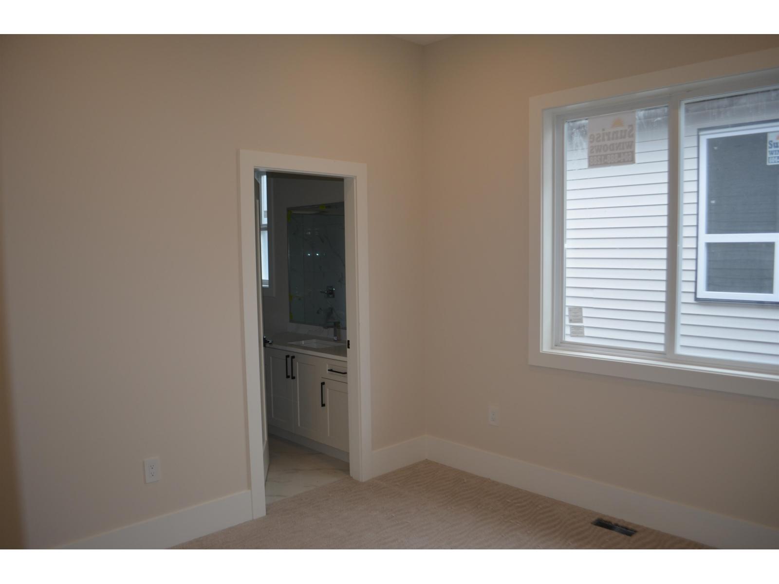 8512 Nottman Street, Mission, British Columbia V2V 3W4 - Photo 13 - R3090145