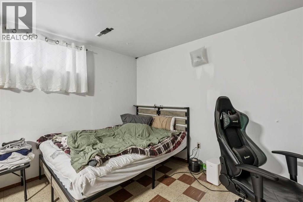 633 37 Street Sw, Calgary, Alberta  T3C 1R8 - Photo 15 - A2291409