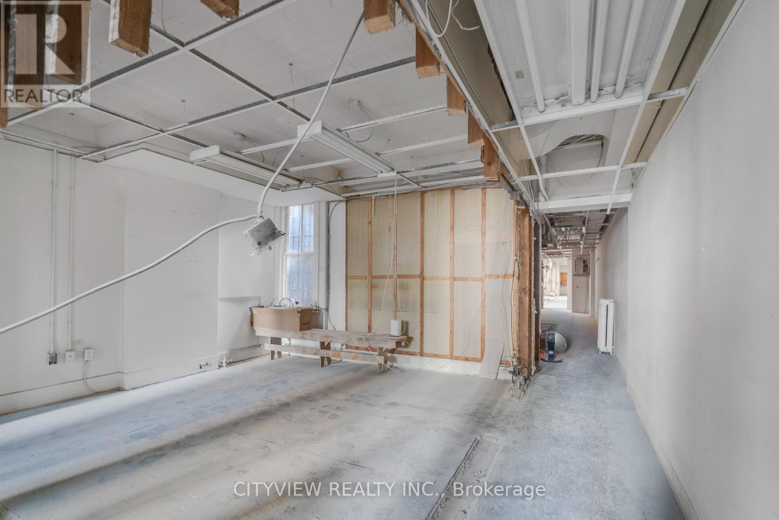 756 Yonge Street, Toronto, Ontario  M4Y 2B6 - Photo 20 - C12858176