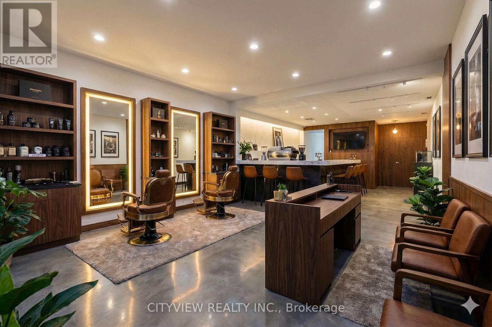 756 Yonge Street, Toronto, Ontario  M4Y 2B6 - Photo 9 - C12858176