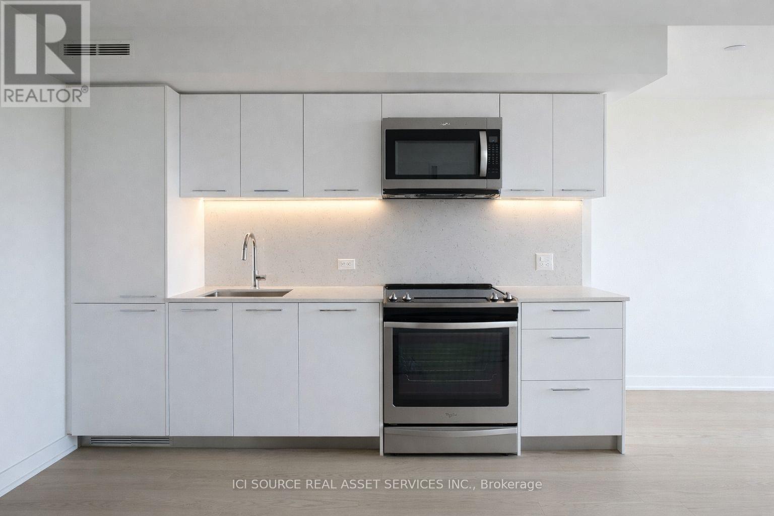 724 - 30 BASEBALL PLACE, Toronto, Ontario