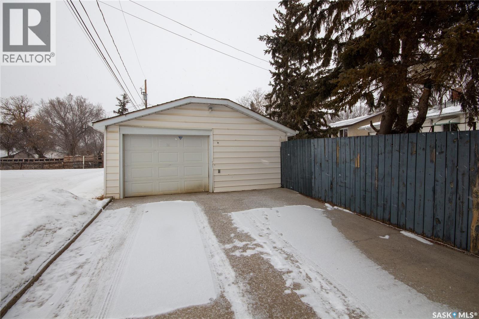 1701 102nd Street, North Battleford, Saskatchewan  S9A 1H2 - Photo 23 - SK029884