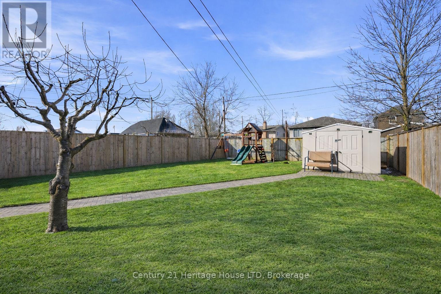 282 Beatrice Street, Welland, Ontario  L3B 2Z7 - Photo 32 - X12839118