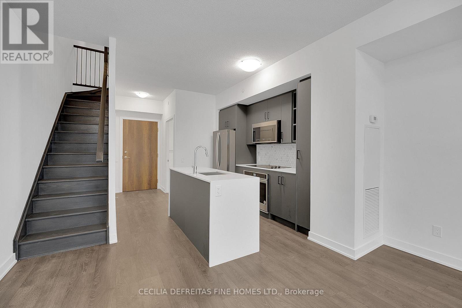 103 - 251 Manitoba Street, Toronto, Ontario  M8Y 0C7 - Photo 14 - W12858192