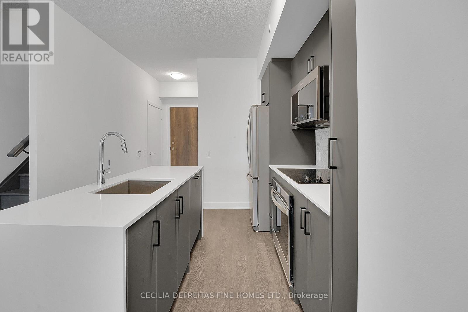 103 - 251 Manitoba Street, Toronto, Ontario  M8Y 0C7 - Photo 15 - W12858192