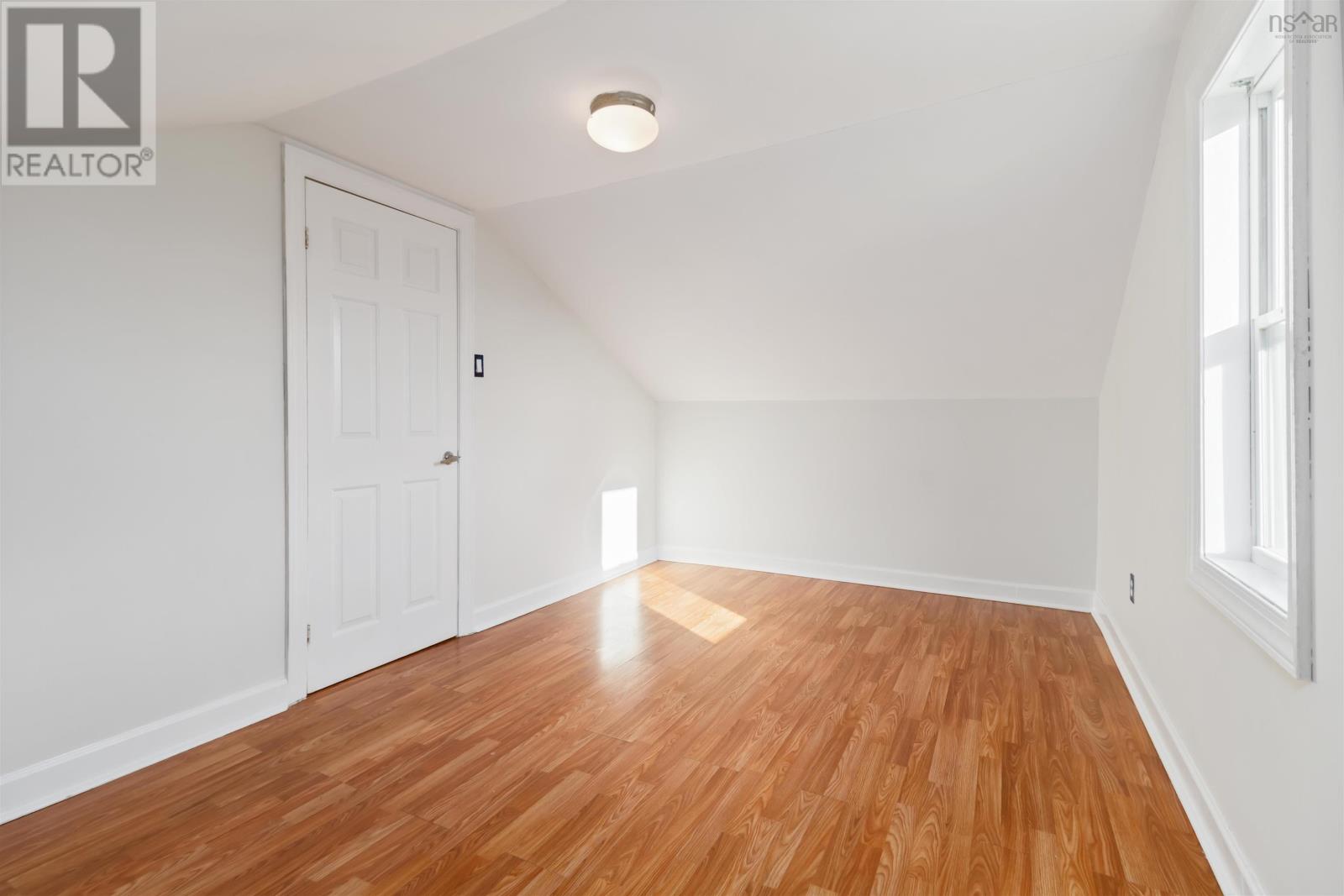 4 Hayes Street, Halifax, Nova Scotia  B3R 2B5 - Photo 34 - 202600191