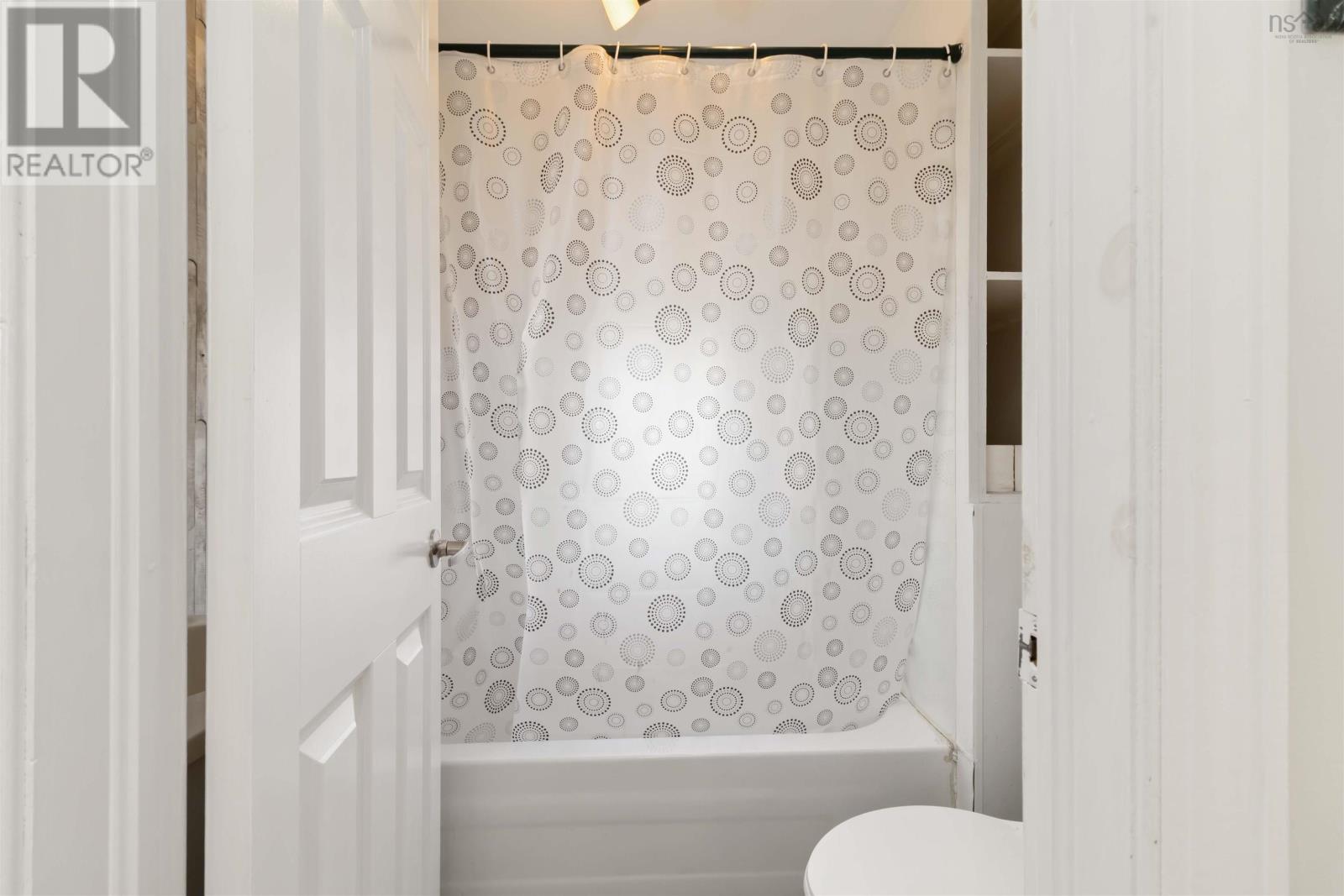 4 Hayes Street, Halifax, Nova Scotia  B3R 2B5 - Photo 35 - 202600191