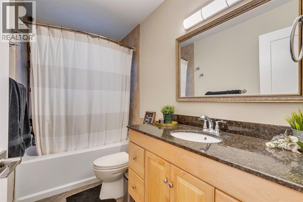 1324 Lake Sylvan Drive Se, Calgary, Alberta  T2J 3C8 - Photo 19 - A2283024