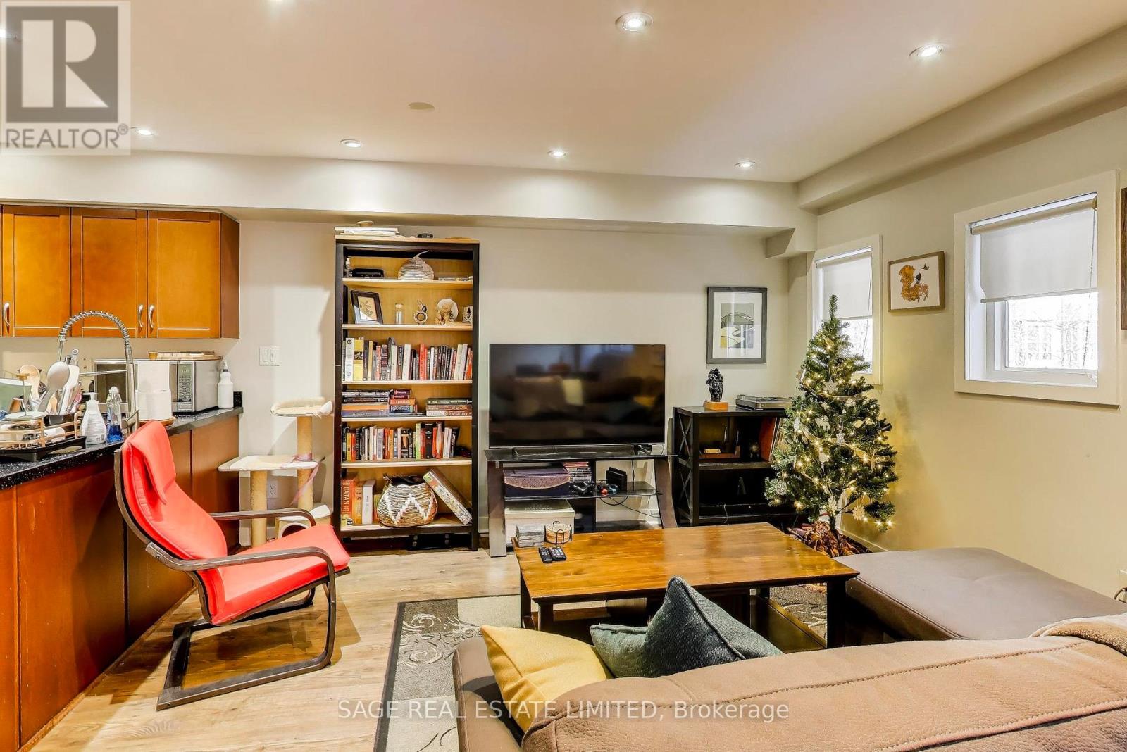 115 - 21 Earl Street, Toronto, Ontario  M4Y 1M4 - Photo 4 - C12763834