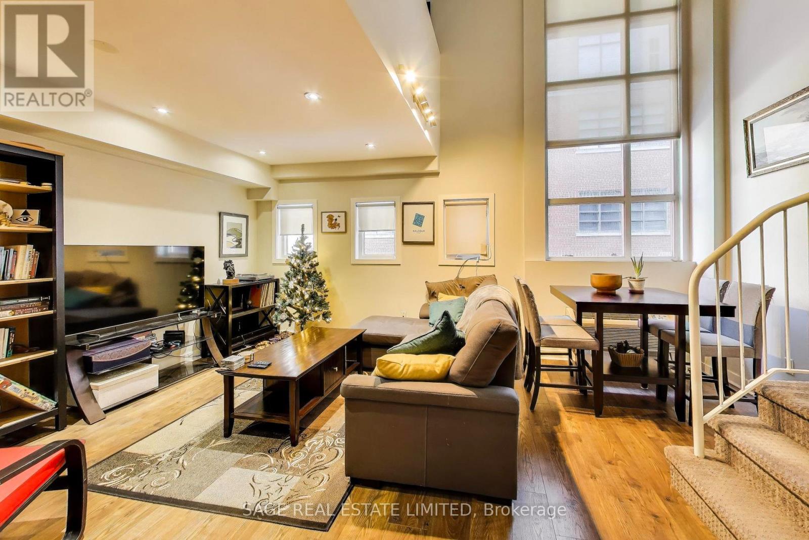 115 - 21 Earl Street, Toronto, Ontario  M4Y 1M4 - Photo 3 - C12763834