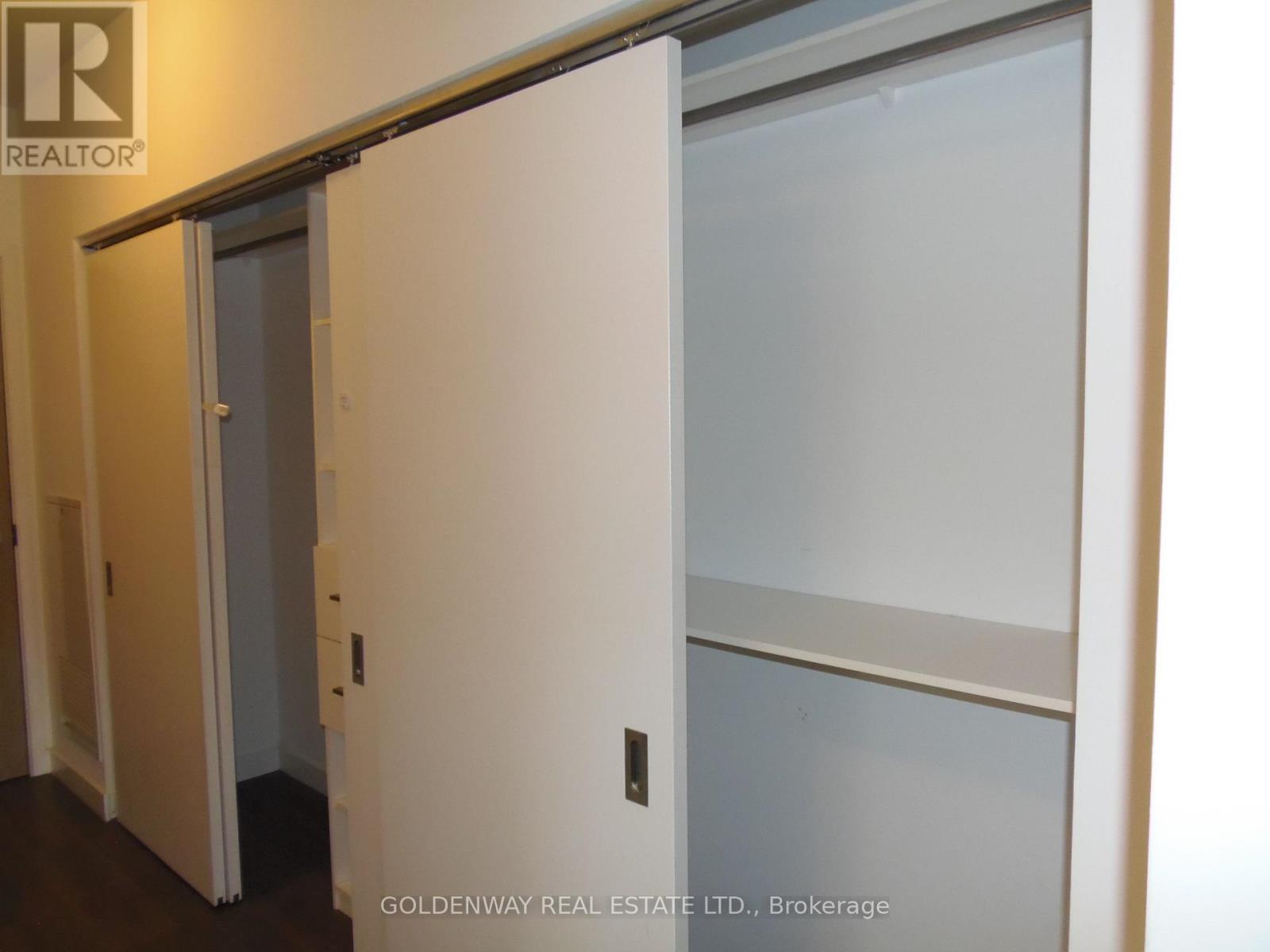 1711 - 215 Queen Street W, Toronto, Ontario  M5V 0P5 - Photo 16 - C12845852