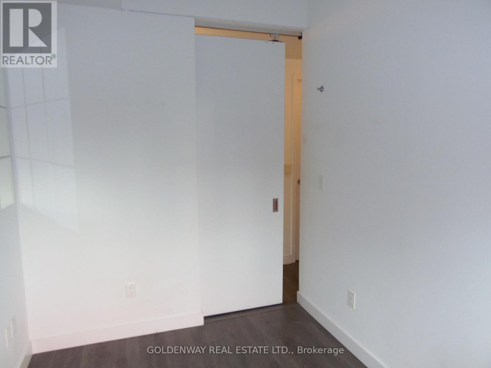 1711 - 215 Queen Street W, Toronto, Ontario  M5V 0P5 - Photo 14 - C12845852