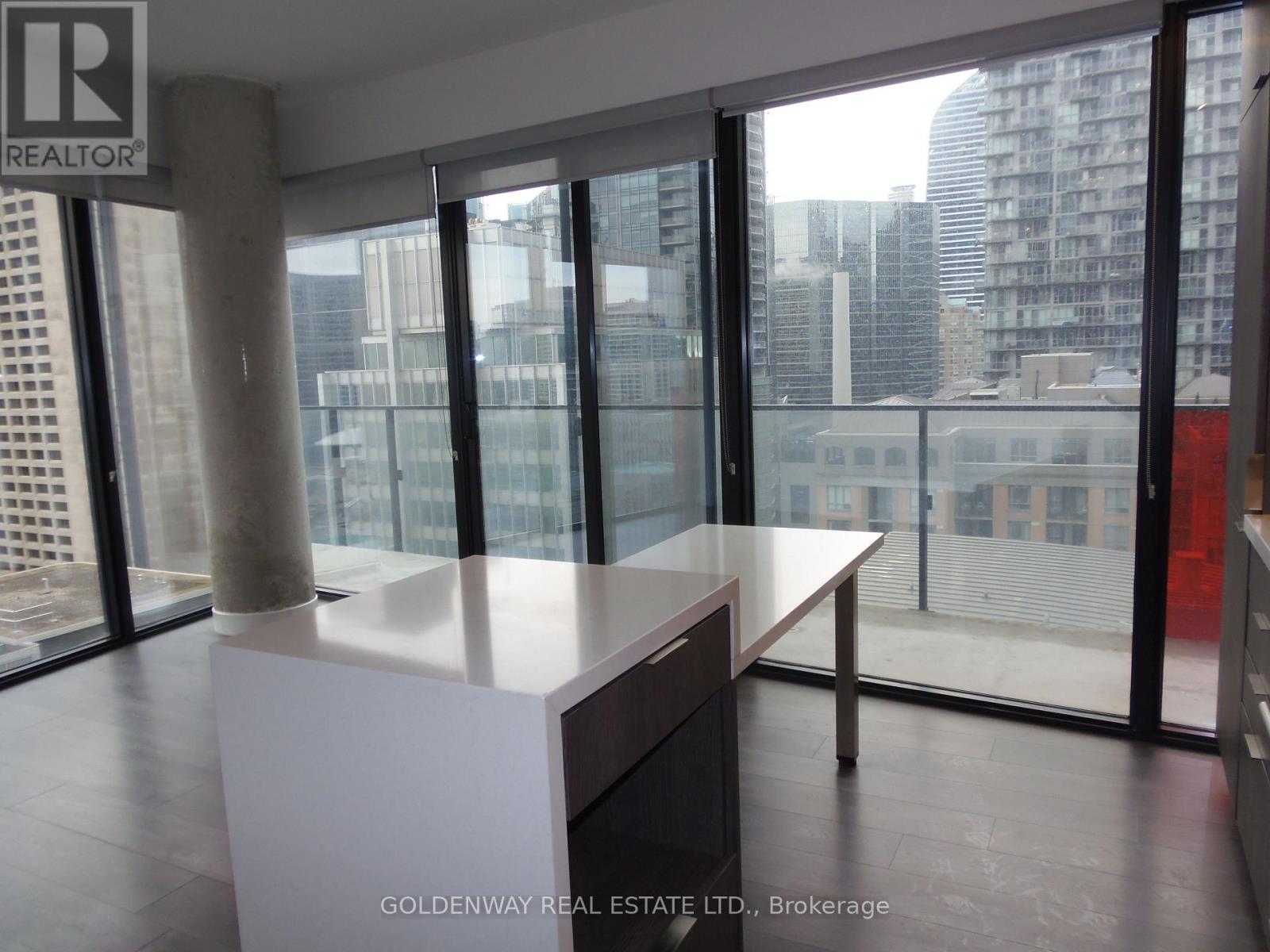 1711 - 215 Queen Street W, Toronto, Ontario  M5V 0P5 - Photo 4 - C12845852