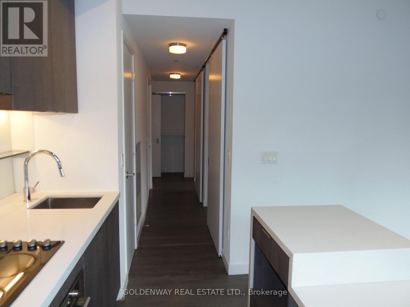 1711 - 215 Queen Street W, Toronto, Ontario  M5V 0P5 - Photo 9 - C12845852