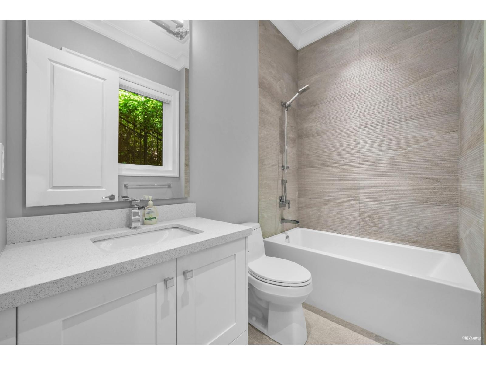 1349 Anderson Street, White Rock, British Columbia  V4B 3P4 - Photo 25 - R3097232