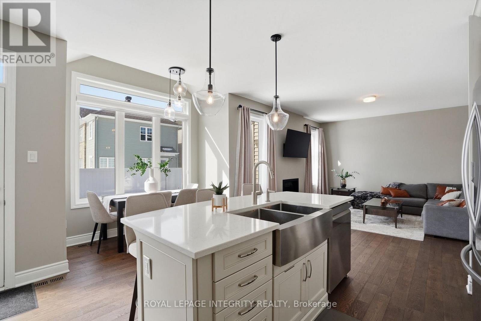 1012 Cottontail Walk, Ottawa, Ontario  K4A 5H7 - Photo 14 - X12858284