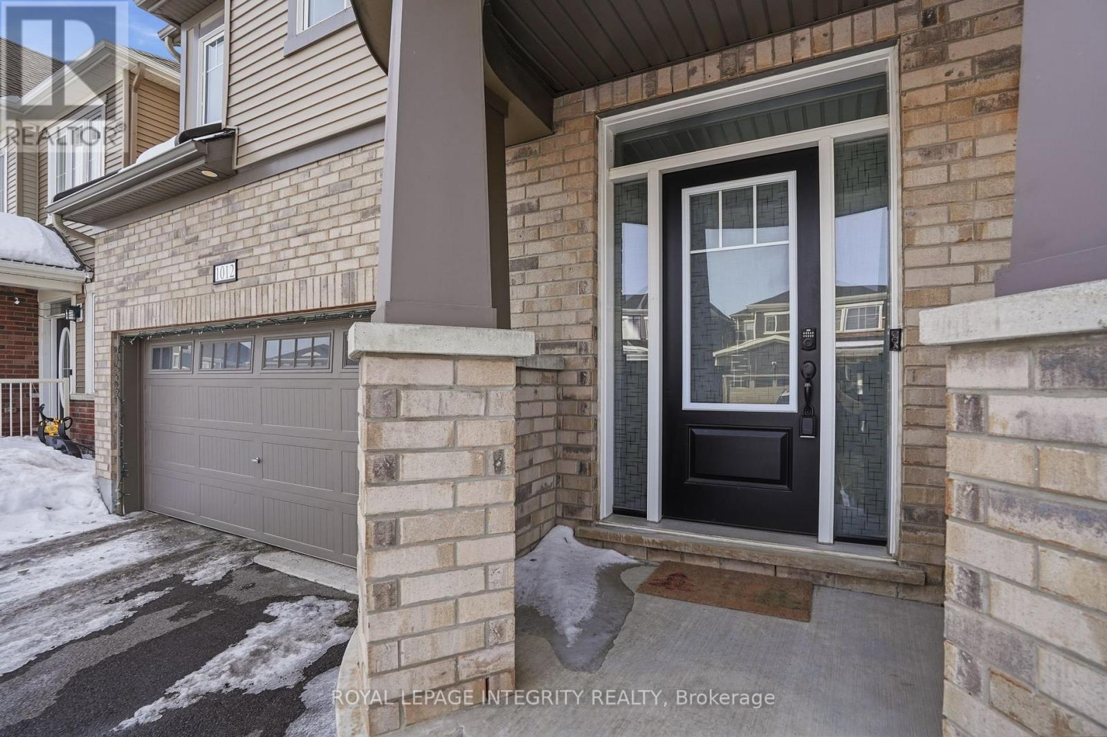 1012 Cottontail Walk, Ottawa, Ontario  K4A 5H7 - Photo 2 - X12858284