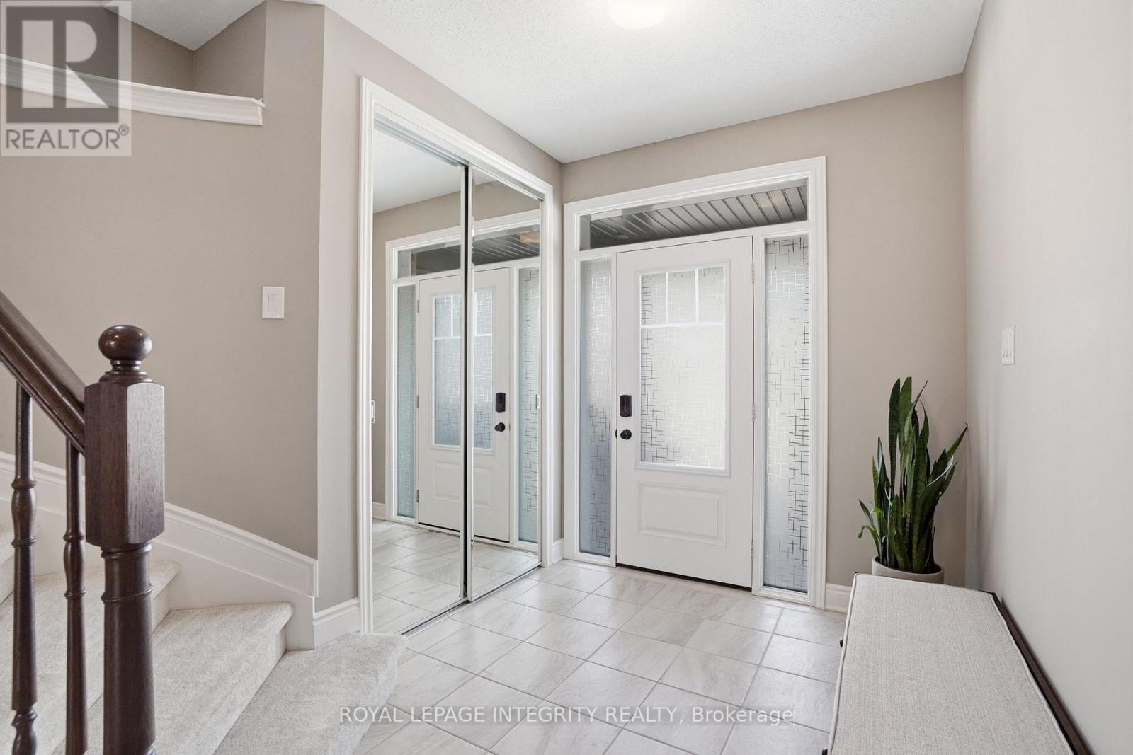 1012 Cottontail Walk, Ottawa, Ontario  K4A 5H7 - Photo 3 - X12858284