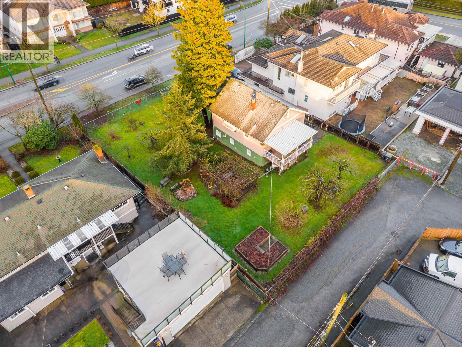 3786 Moscrop Street, Burnaby, British Columbia  V5G 2C8 - Photo 11 - R3097229