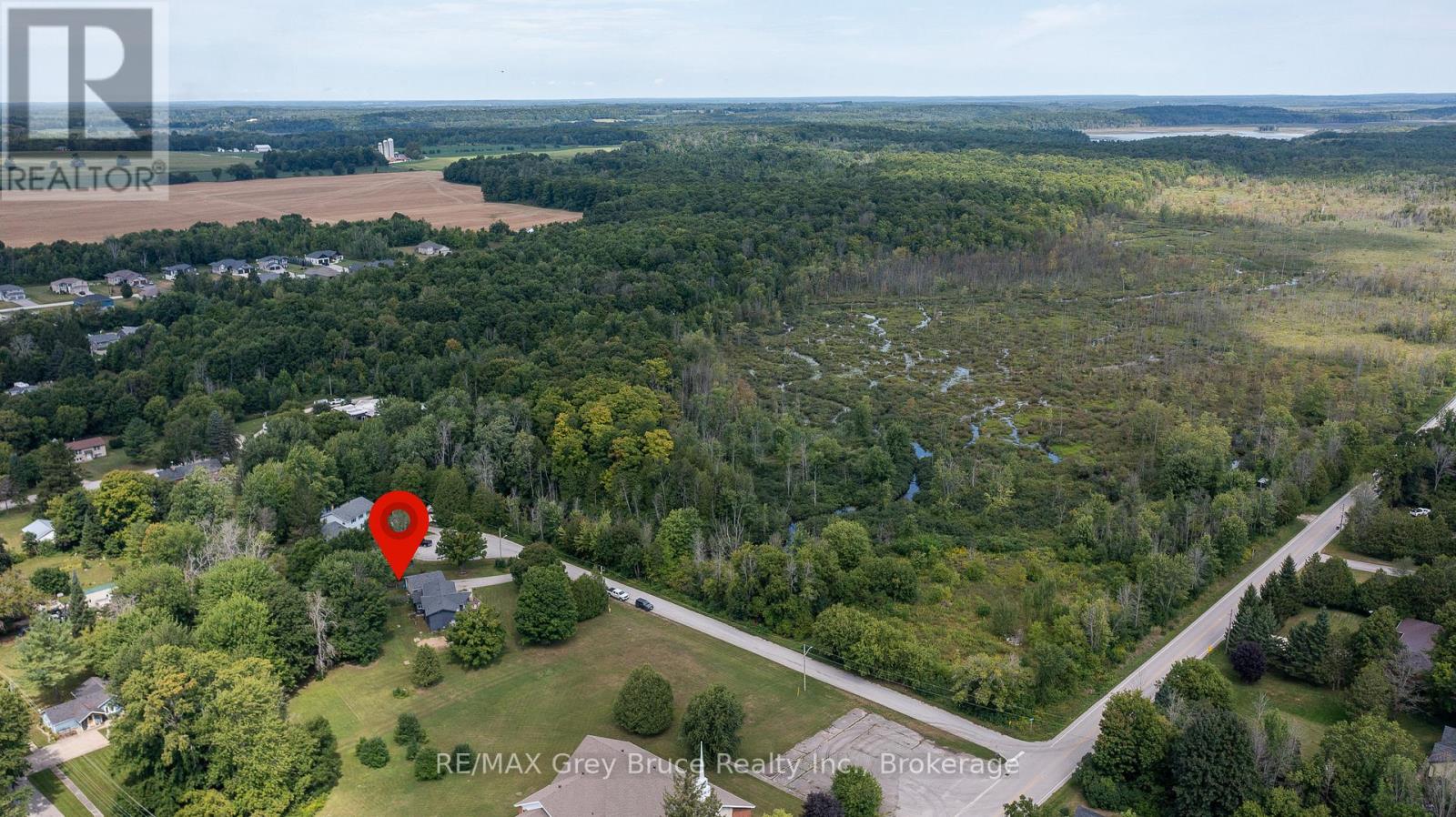 201 Division Street, Georgian Bluffs, Ontario  N0H 2K0 - Photo 49 - X12858304