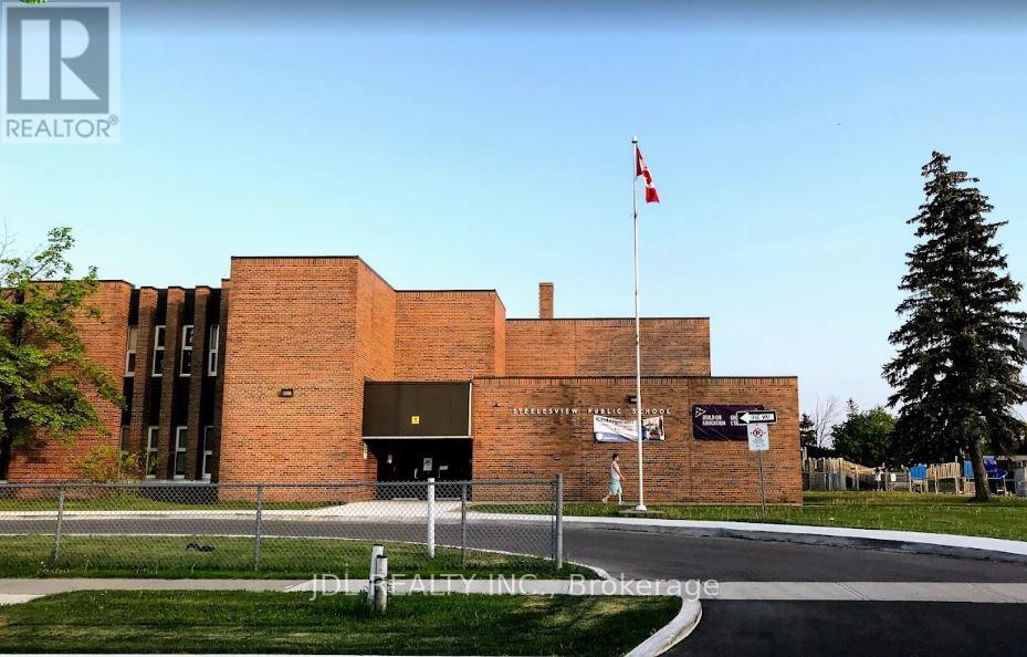 4 Lowbank Court, Toronto, Ontario  M2M 3A4 - Photo 23 - C12857404