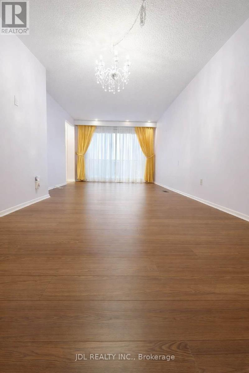 4 Lowbank Court, Toronto, Ontario  M2M 3A4 - Photo 14 - C12857404