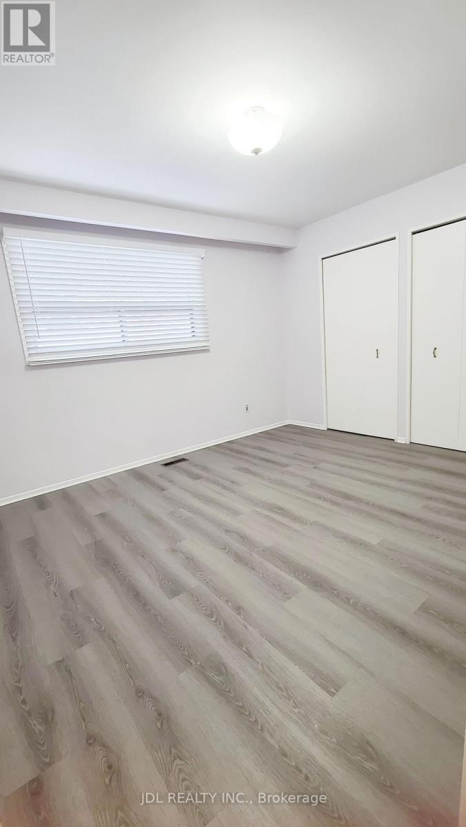 4 Lowbank Court, Toronto, Ontario  M2M 3A4 - Photo 20 - C12857404