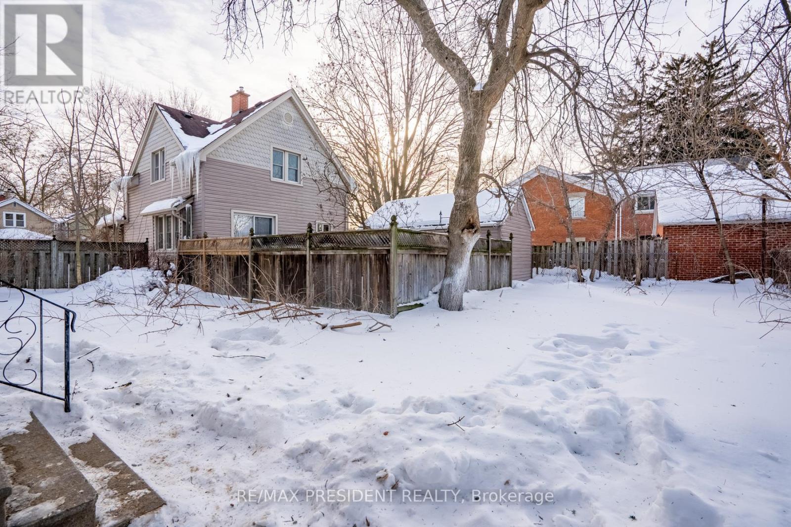 37 Catherine Street, St. Catharines, Ontario  L2R 5E8 - Photo 39 - X12783072