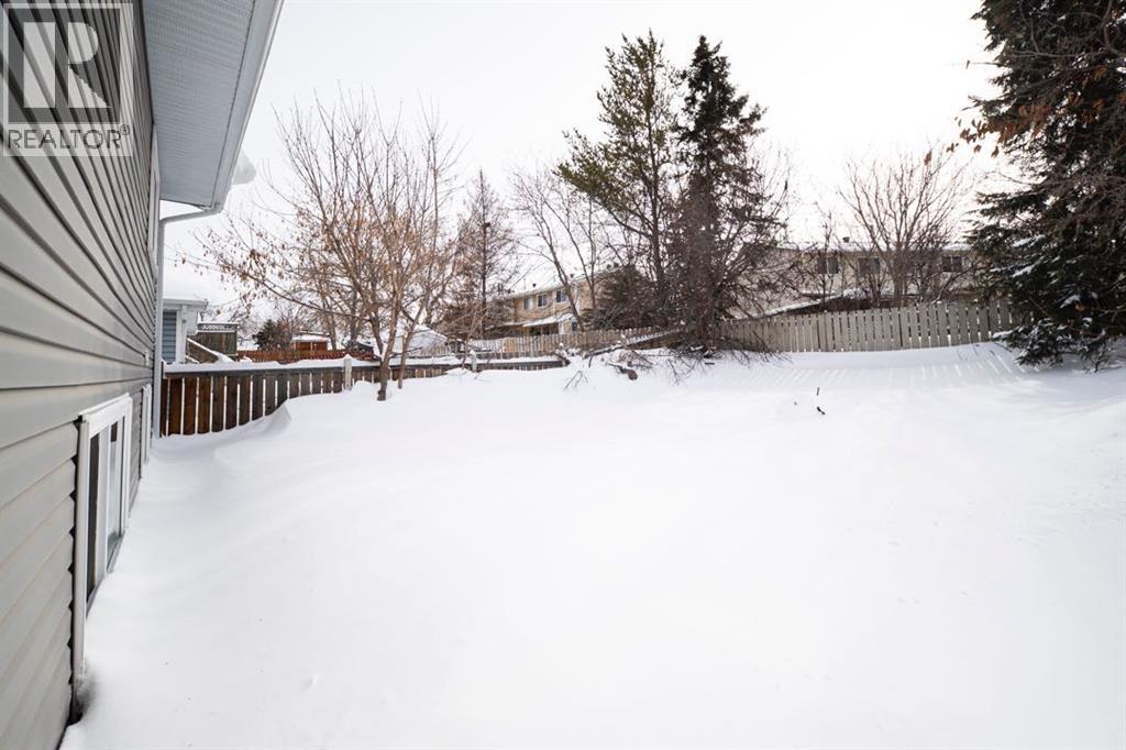 181 Windsor Drive, Fort Mcmurray, Alberta  T9H 4R1 - Photo 26 - A2290412