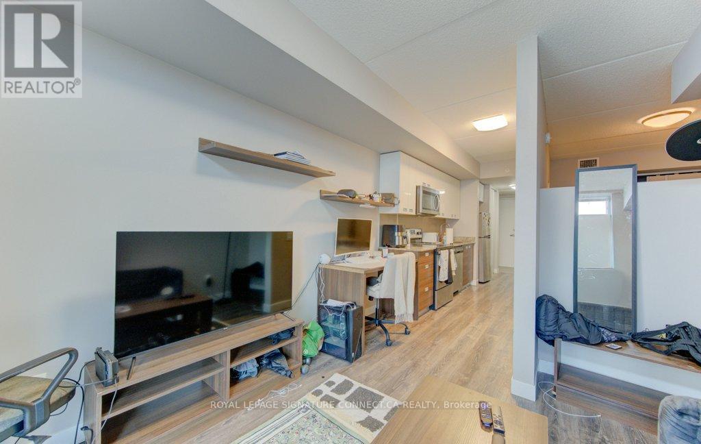 705 - 250 Albert Street, Waterloo, Ontario  N2L 0H5 - Photo 15 - X12858278