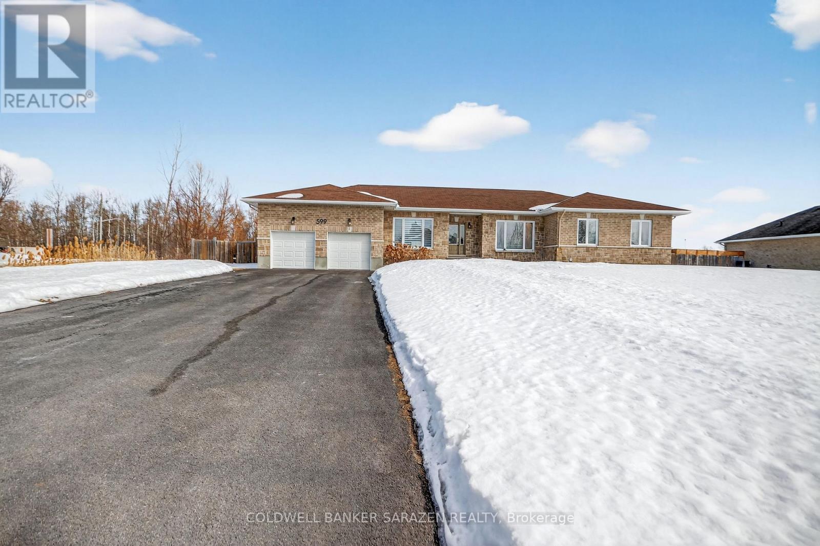 599 Ballycastle Crescent, Ottawa, Ontario  K1X 0A2 - Photo 2 - X12855604