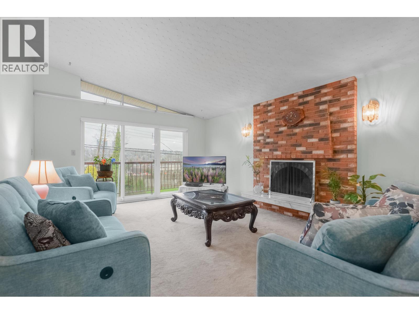 5486 MANOR STREET, Burnaby, British Columbia