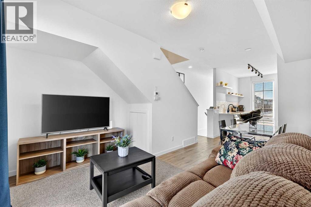 2422 210 Avenue Se, Calgary, Alberta  T2X 4C2 - Photo 6 - A2287364