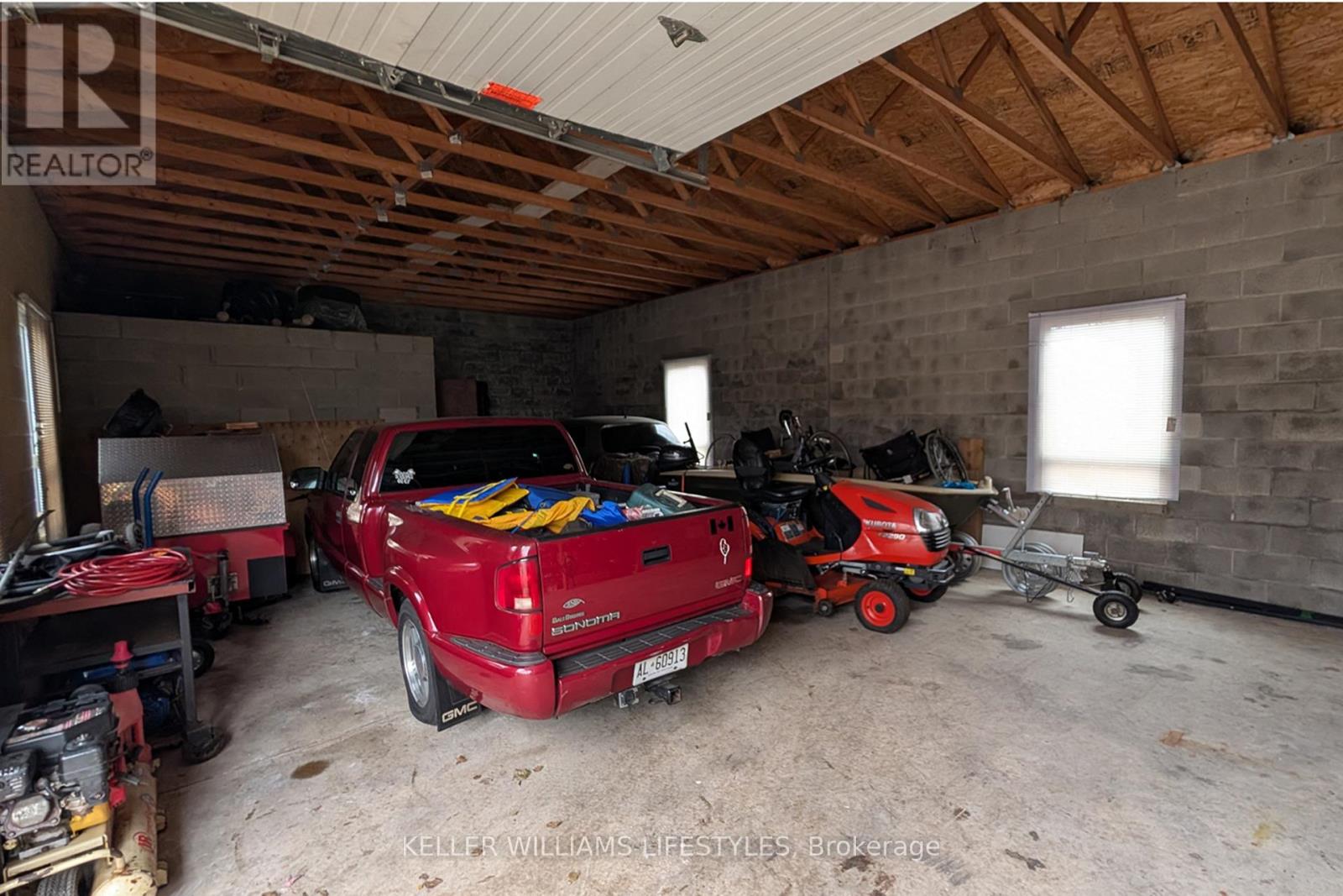 1a York Street, Newbury, Ontario  N0L 1Z0 - Photo 6 - X12858320