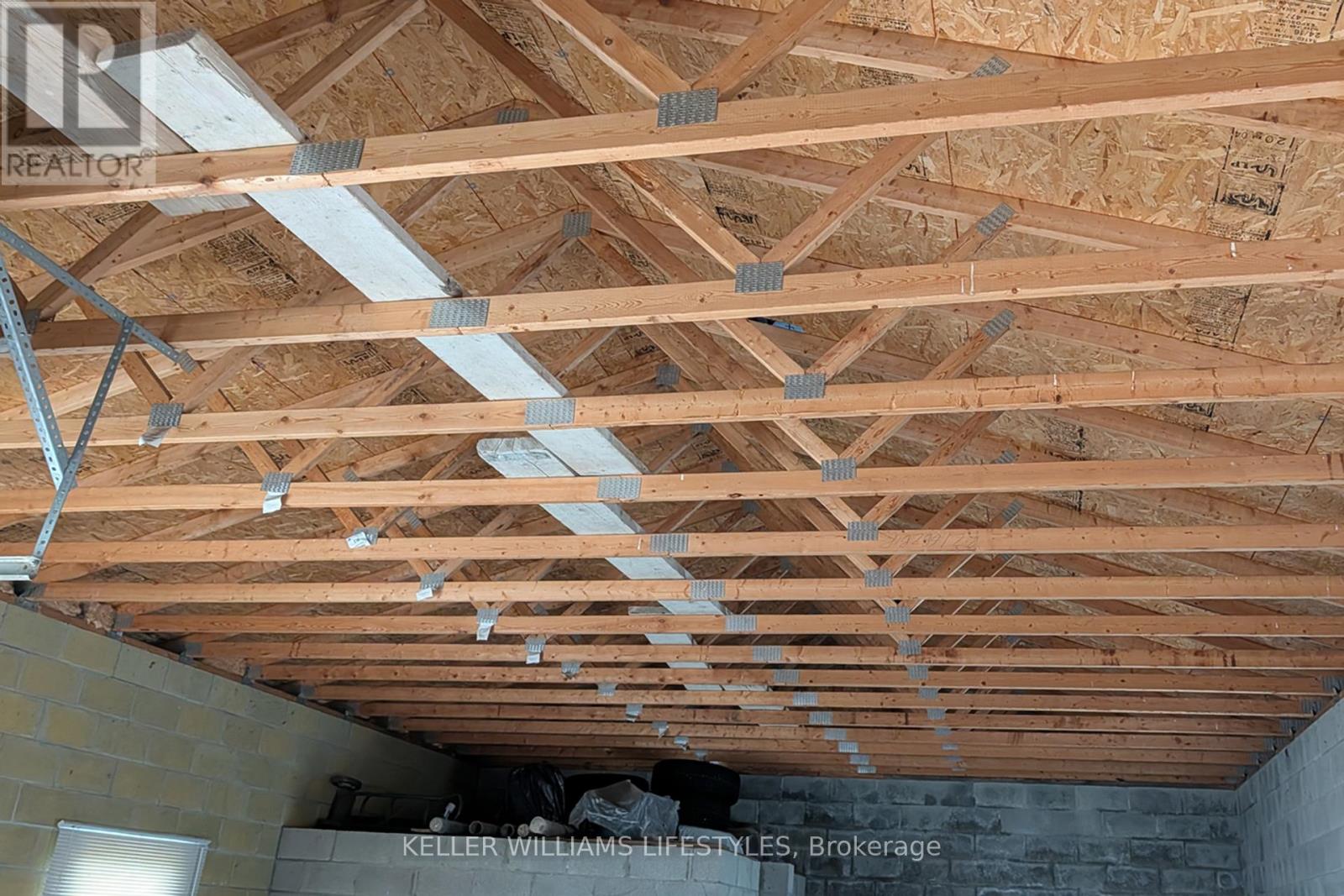 1a York Street, Newbury, Ontario  N0L 1Z0 - Photo 8 - X12858320