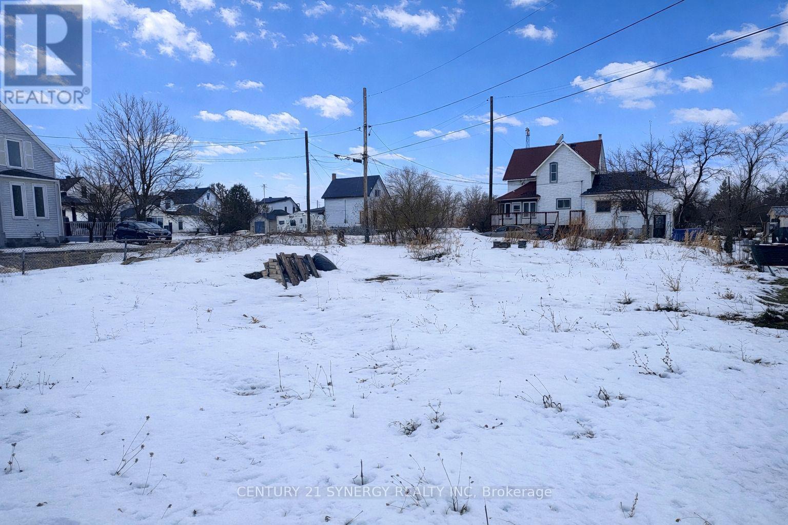 24 King Street, Smiths Falls, Ontario  K7A 3C9 - Photo 2 - X12858334