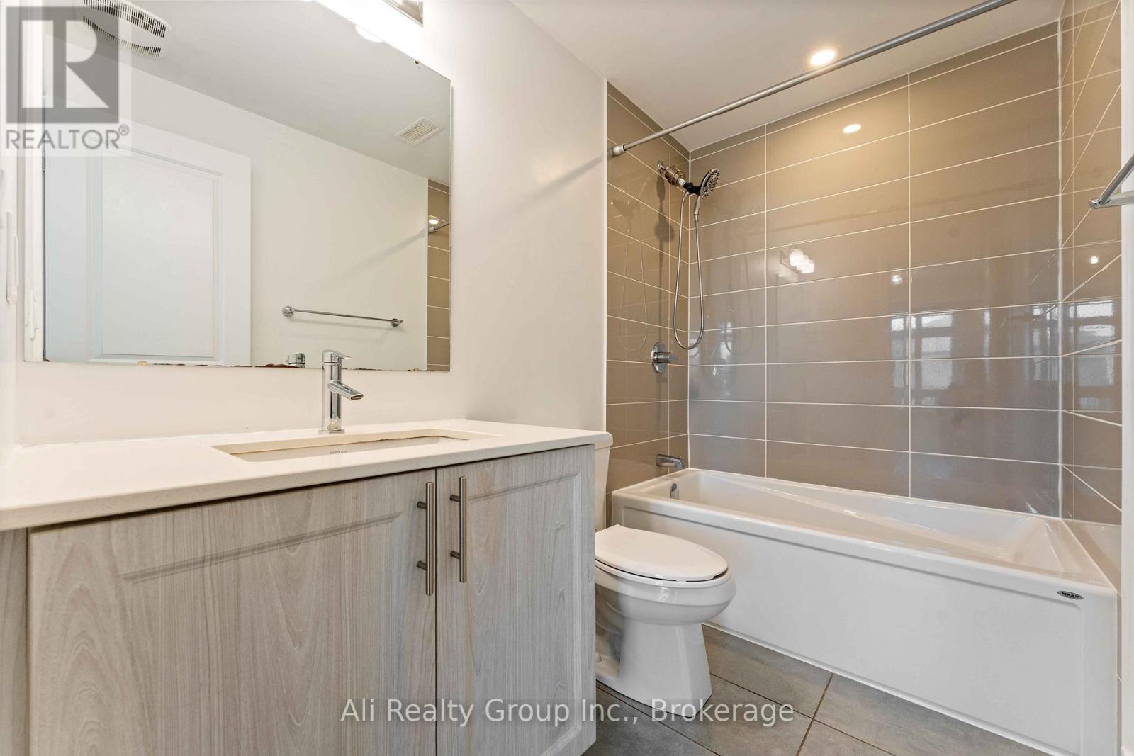 147 Fairweather Street, Ottawa, Ontario  K1T 0M8 - Photo 18 - X12858340