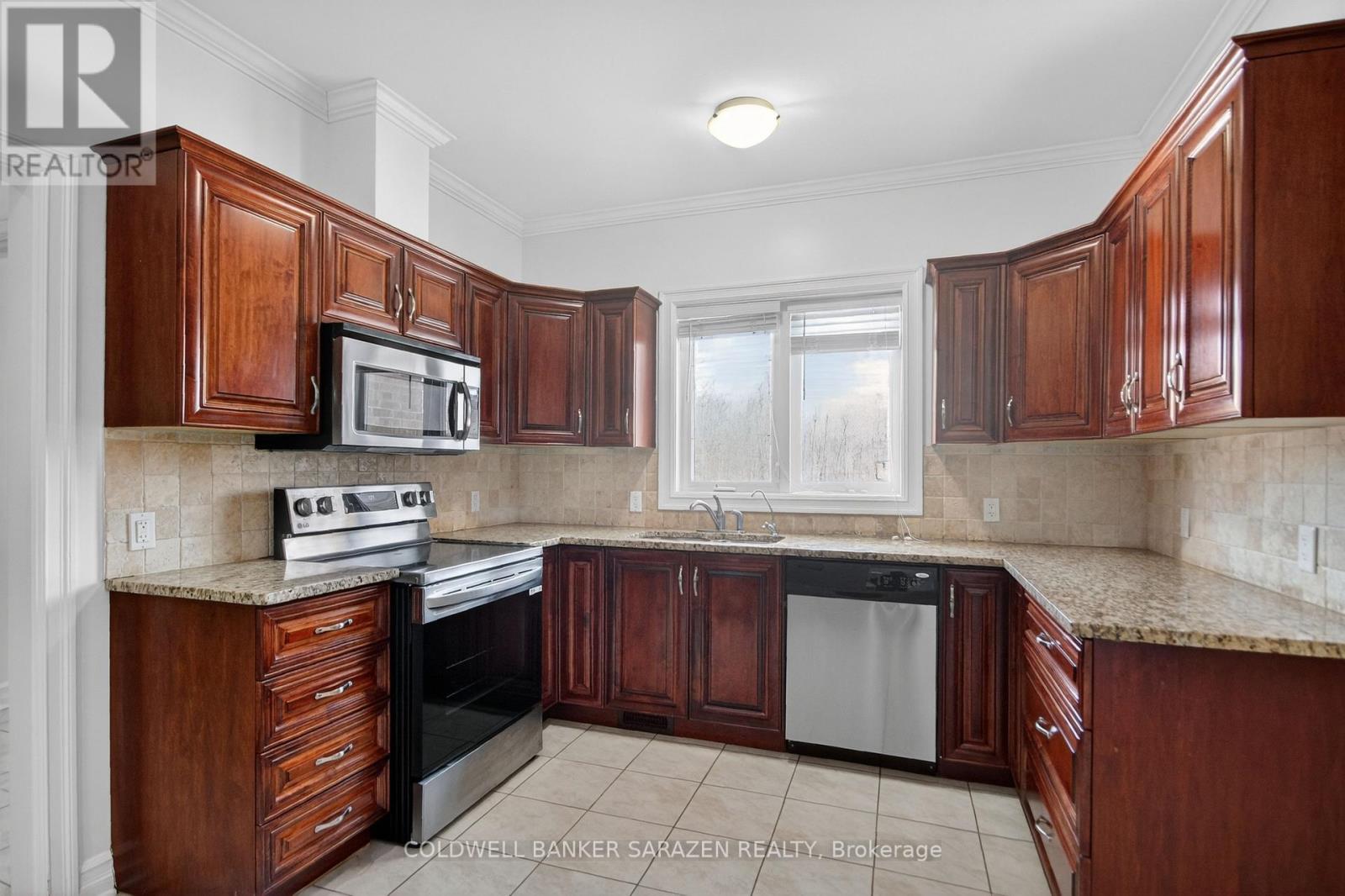 599 Ballycastle Crescent, Ottawa, Ontario  K1X 0A2 - Photo 21 - X12855604