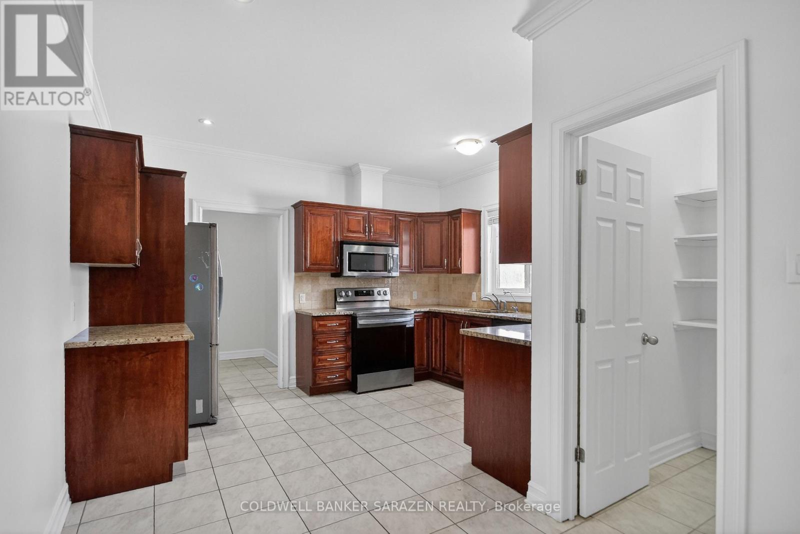 599 Ballycastle Crescent, Ottawa, Ontario  K1X 0A2 - Photo 18 - X12855604