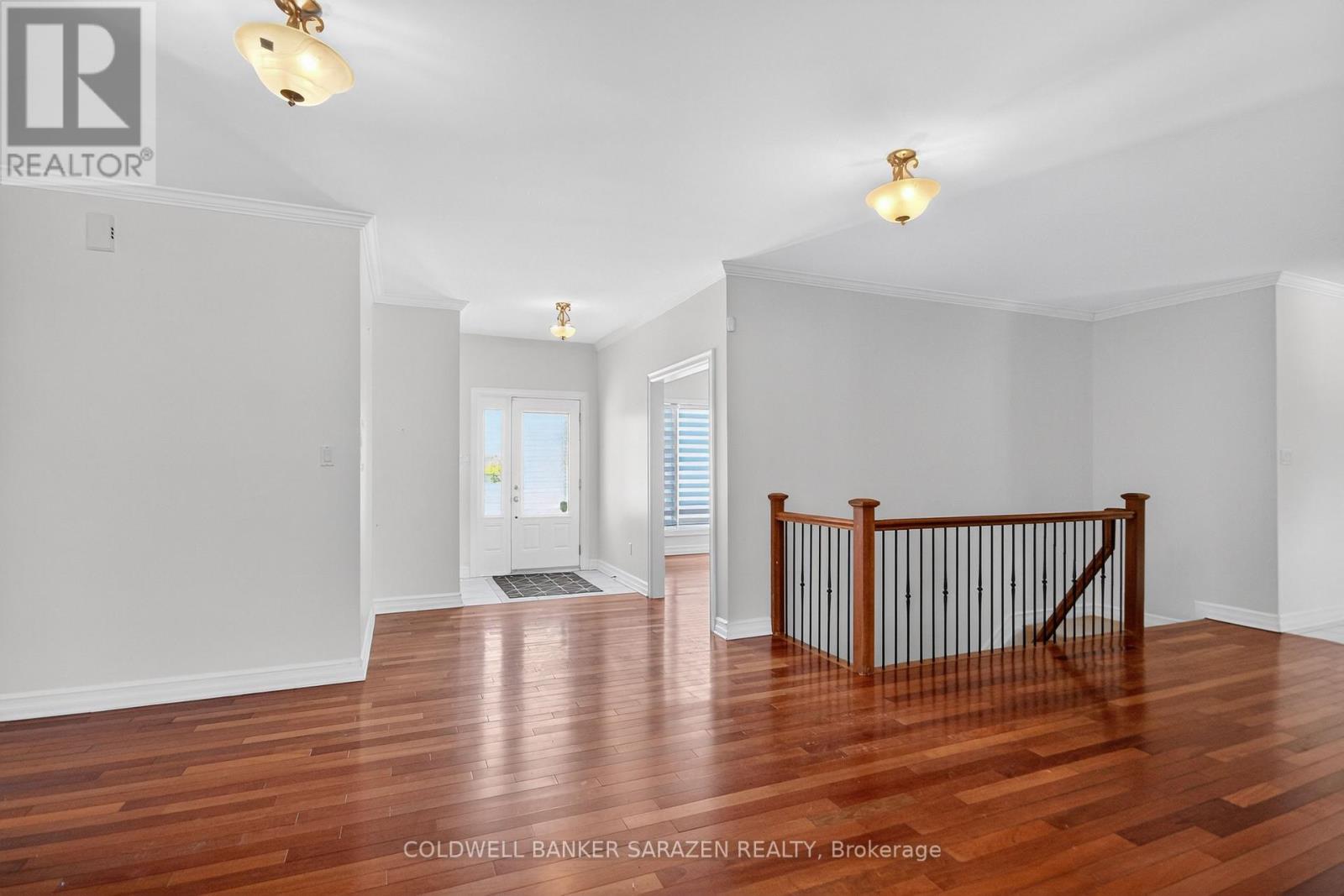 599 Ballycastle Crescent, Ottawa, Ontario  K1X 0A2 - Photo 4 - X12855604