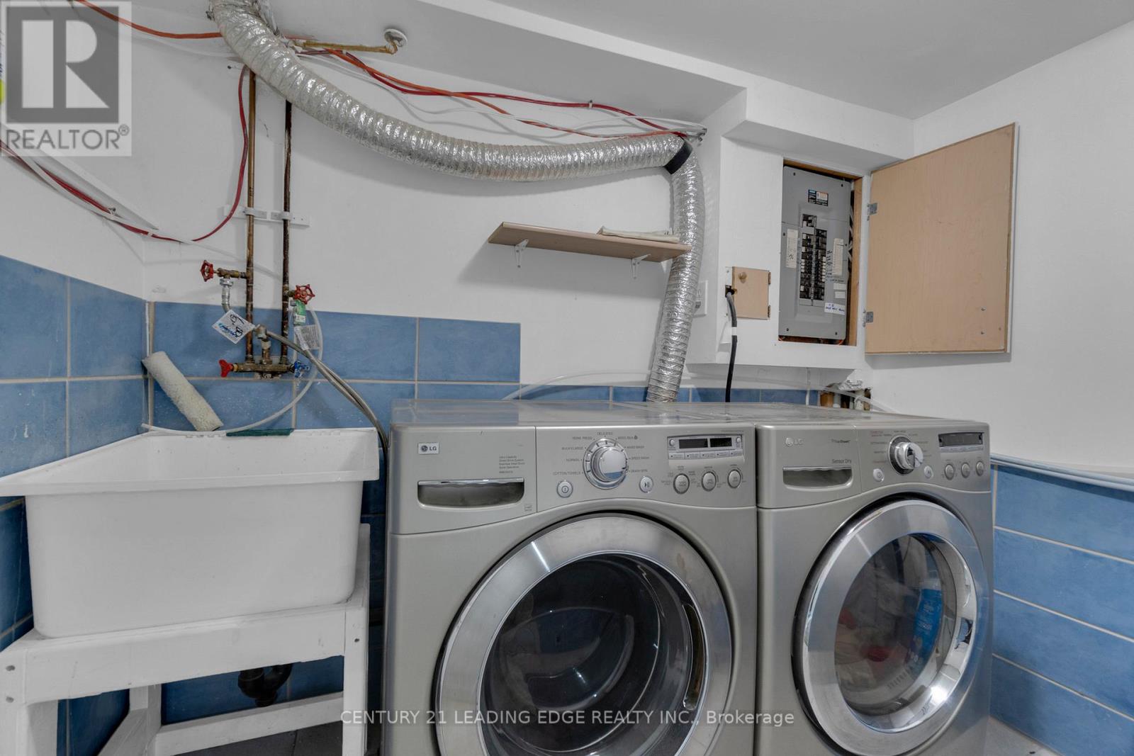 35 Benton Street, Brampton, Ontario  L6W 3B8 - Photo 23 - W12858314