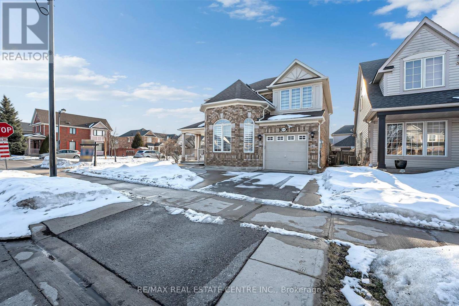 834 FERGUSON DRIVE, Milton, Ontario