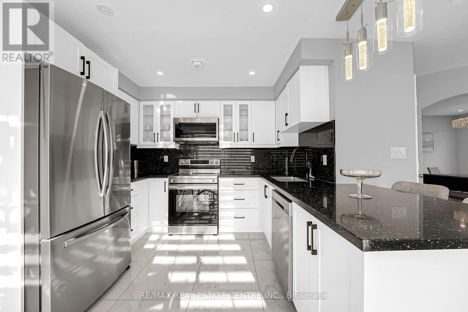 834 Ferguson Drive, Milton, Ontario  L9T 6L4 - Photo 20 - W12858344