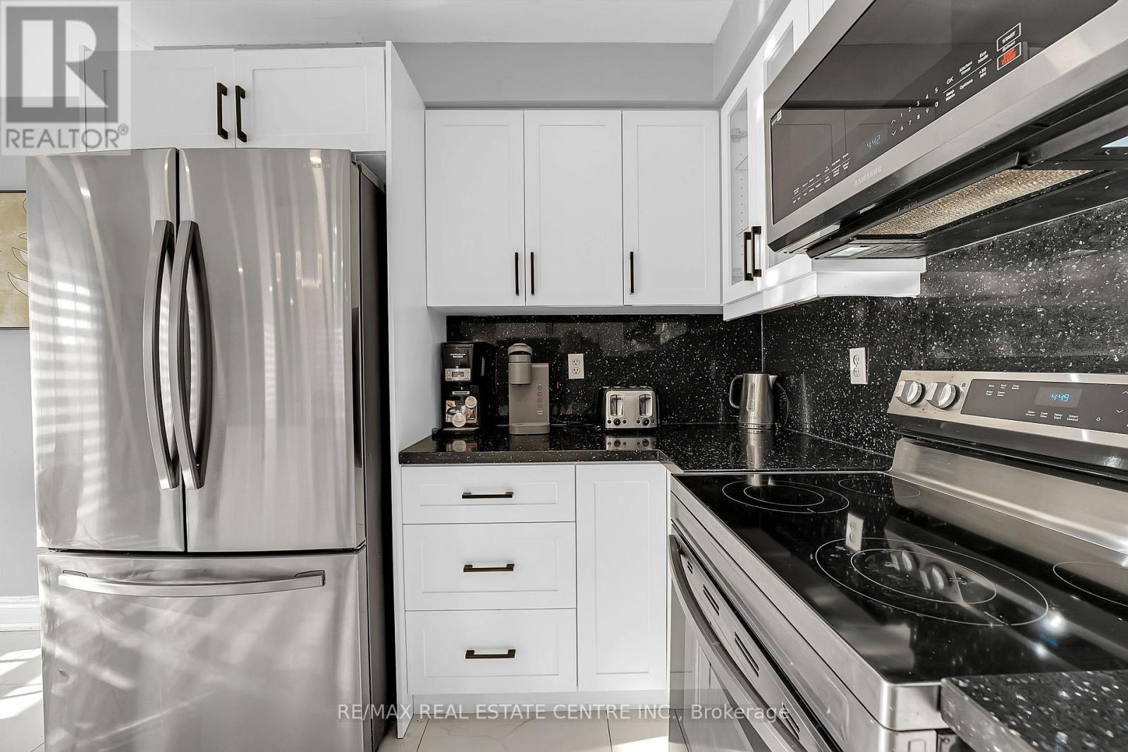 834 Ferguson Drive, Milton, Ontario  L9T 6L4 - Photo 21 - W12858344